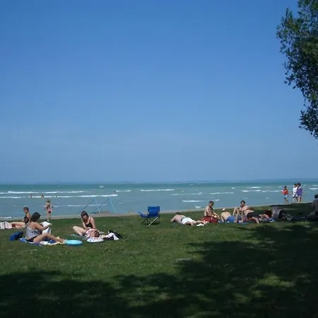 بيت للعطل In Siofok With Wifi Balatonszabadi Fürdőtelep