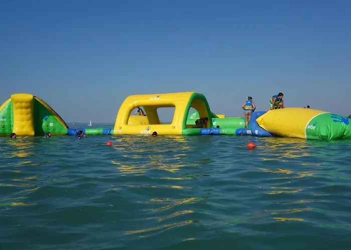 Prázdninový dům In With Wifi